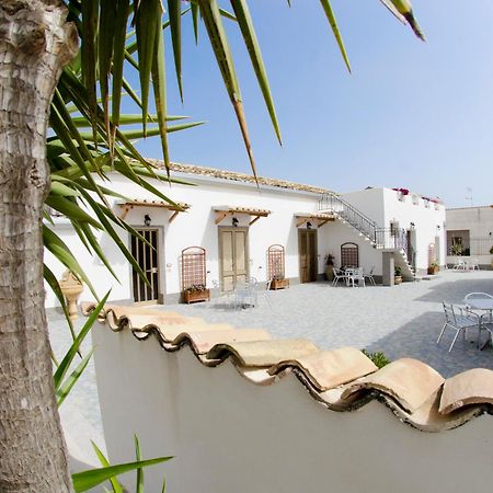 B&B Il Baglio Locogrande Luaran gambar