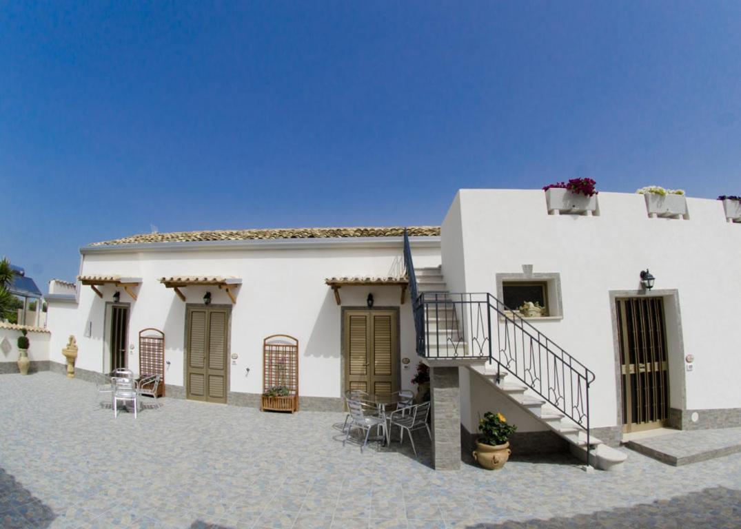 B&B Il Baglio Locogrande Luaran gambar