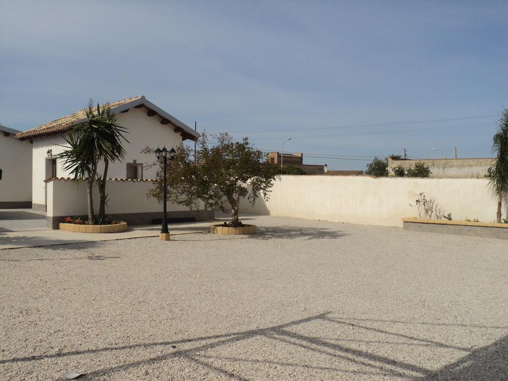 B&B Il Baglio Locogrande Luaran gambar